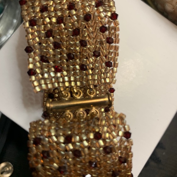 Gorgeous Crystal Bracelet - Picture 2 of 3